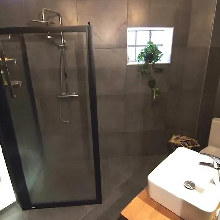 Centre-ville Avec Terrasse Et Place De Parking * Clermont-Ferrand